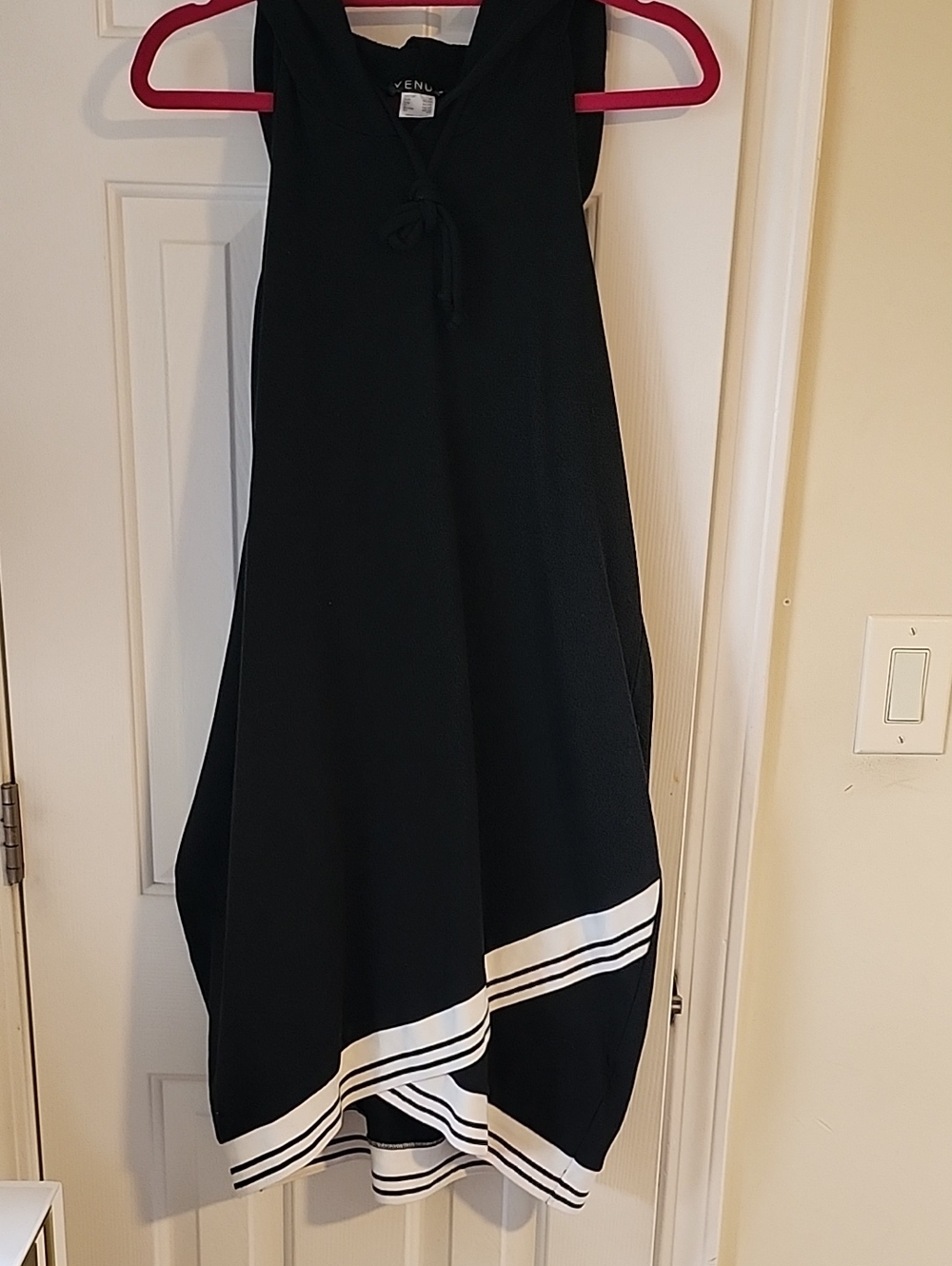 VENUS Black Sleeveless Dress with White Stripe Hem Thick Material